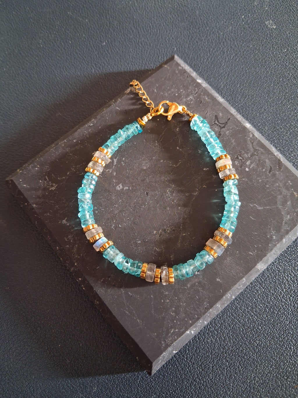 Bracelet Rhodes 2 – Apatite & Labradorite