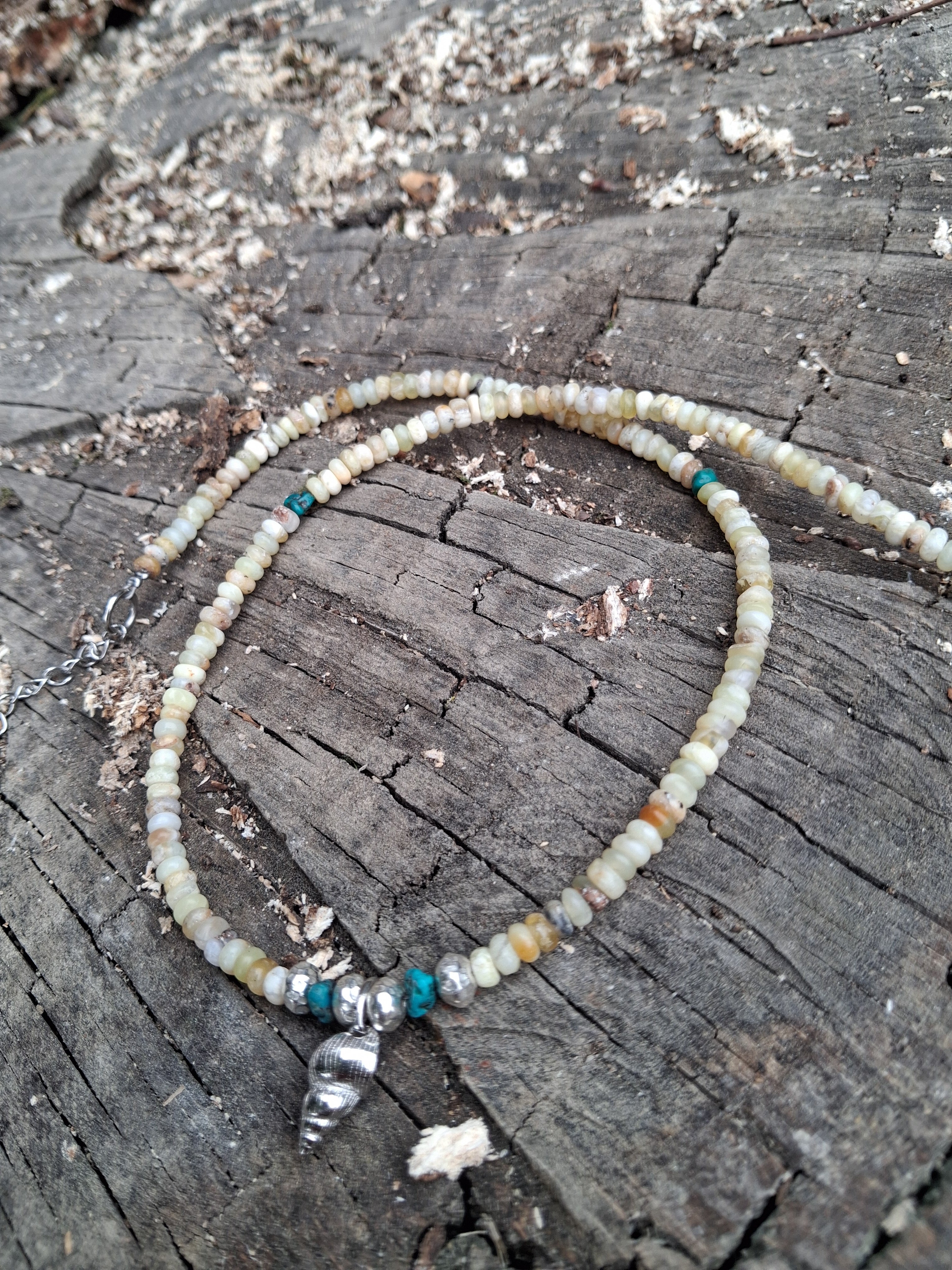 Collier Dalmates – Opale Jaune, Turquoise & Coquillage Argent 925