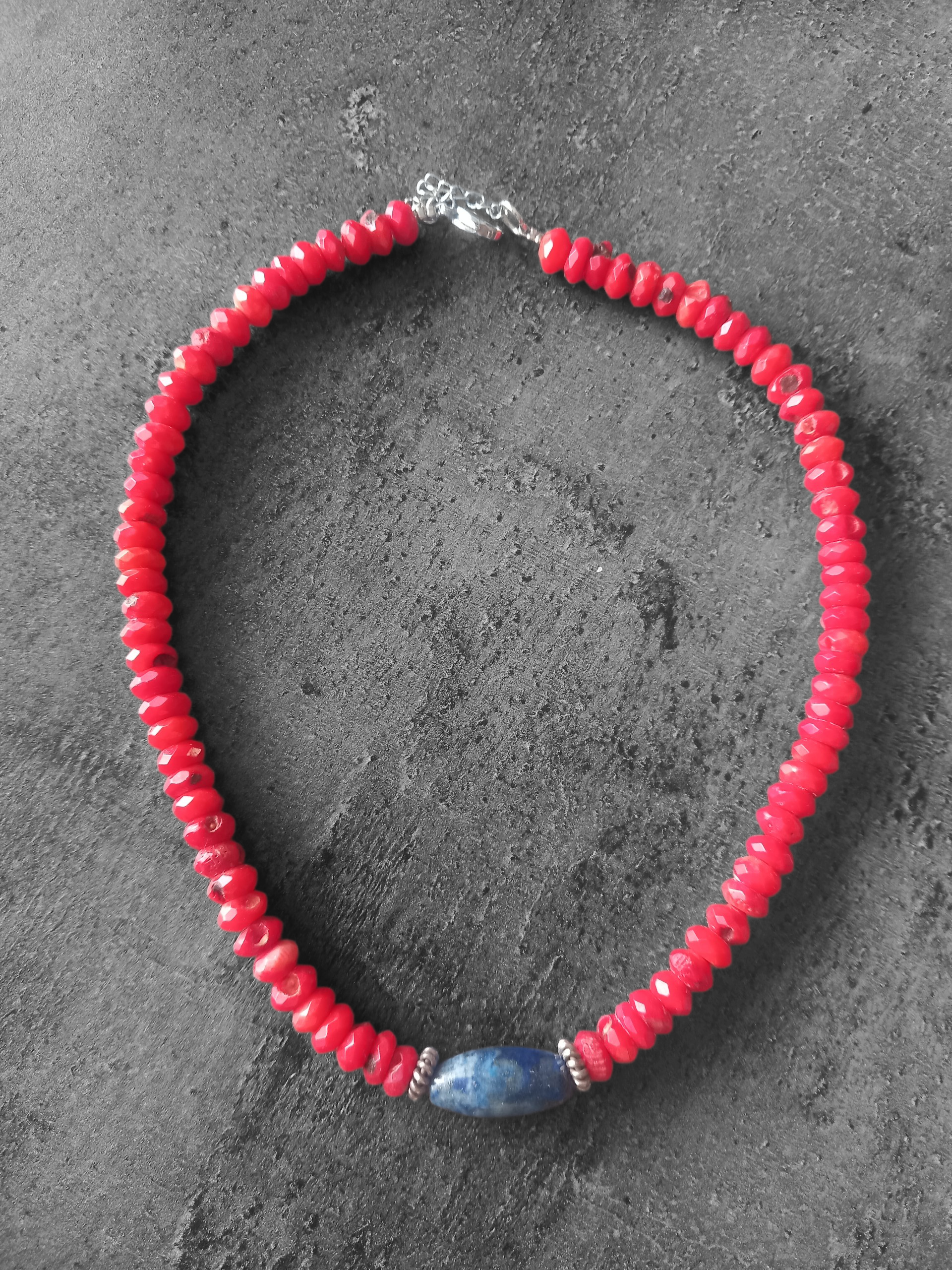 Collier capri 8