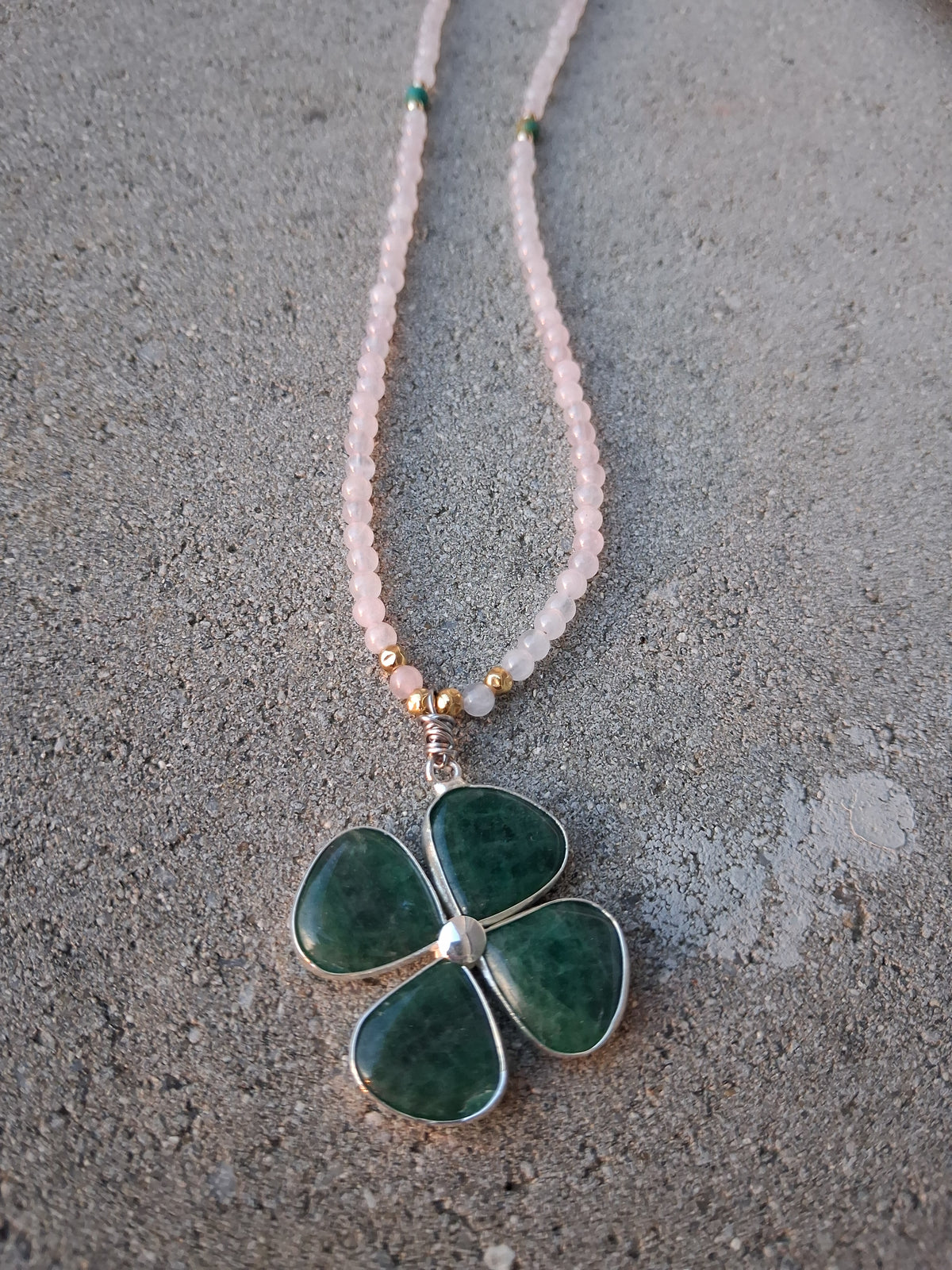 Collier grigri 2