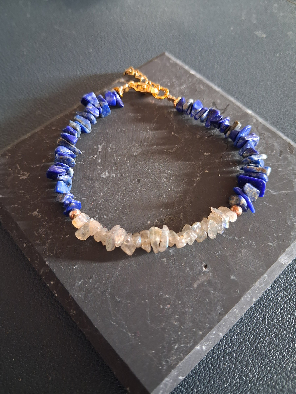 Bracelet Rhodes 14 – Lapis-lazuli et labradorite