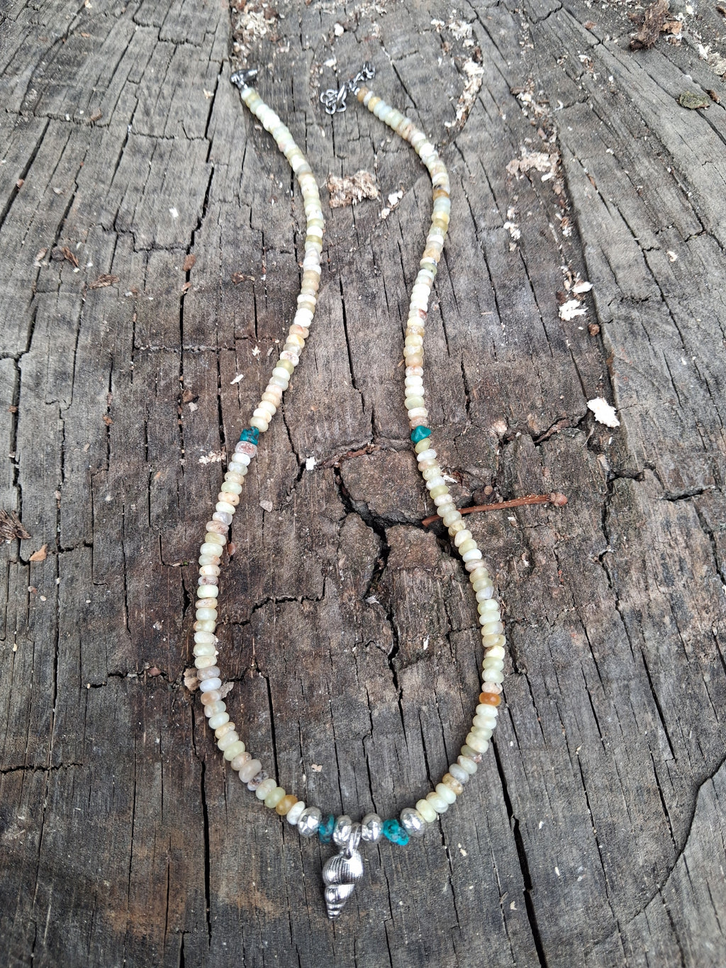 Collier Dalmates – Opale Jaune, Turquoise & Coquillage Argent 925
