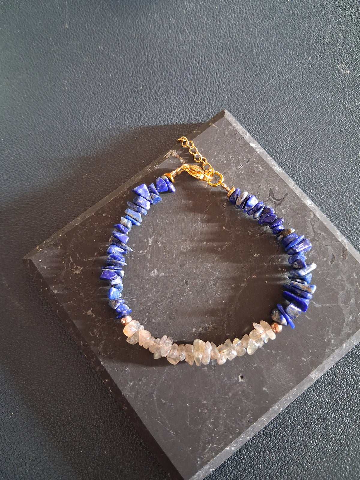 Bracelet Rhodes 14 – Lapis-lazuli et labradorite