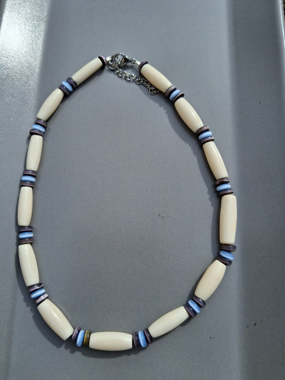 Collier capri 17