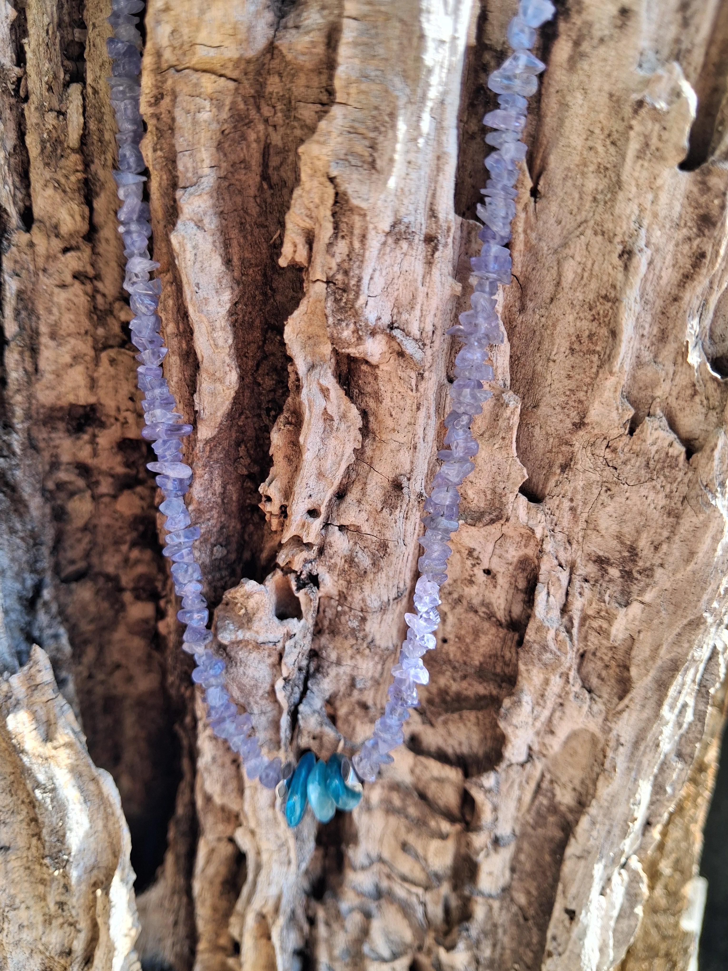 Collier Dalmates – Tanzanite & Apatite