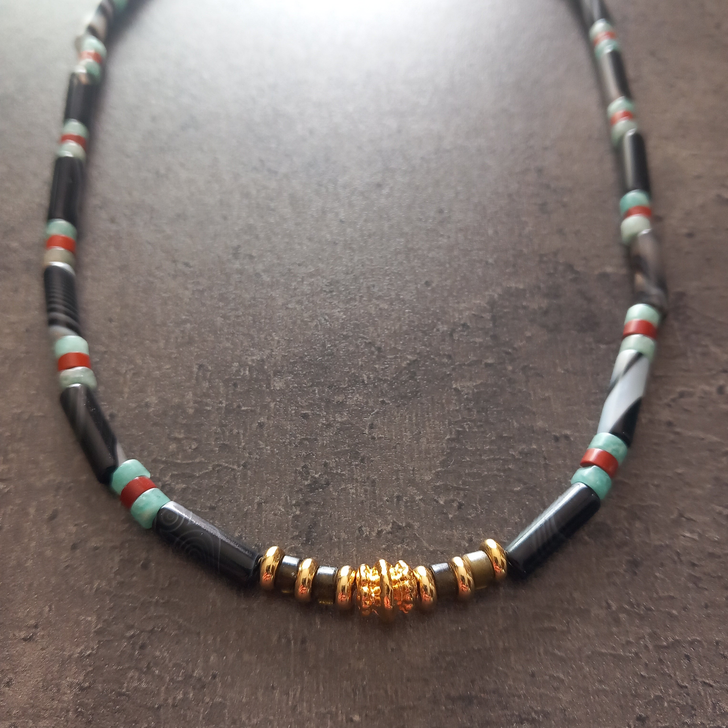 Collier capri 12