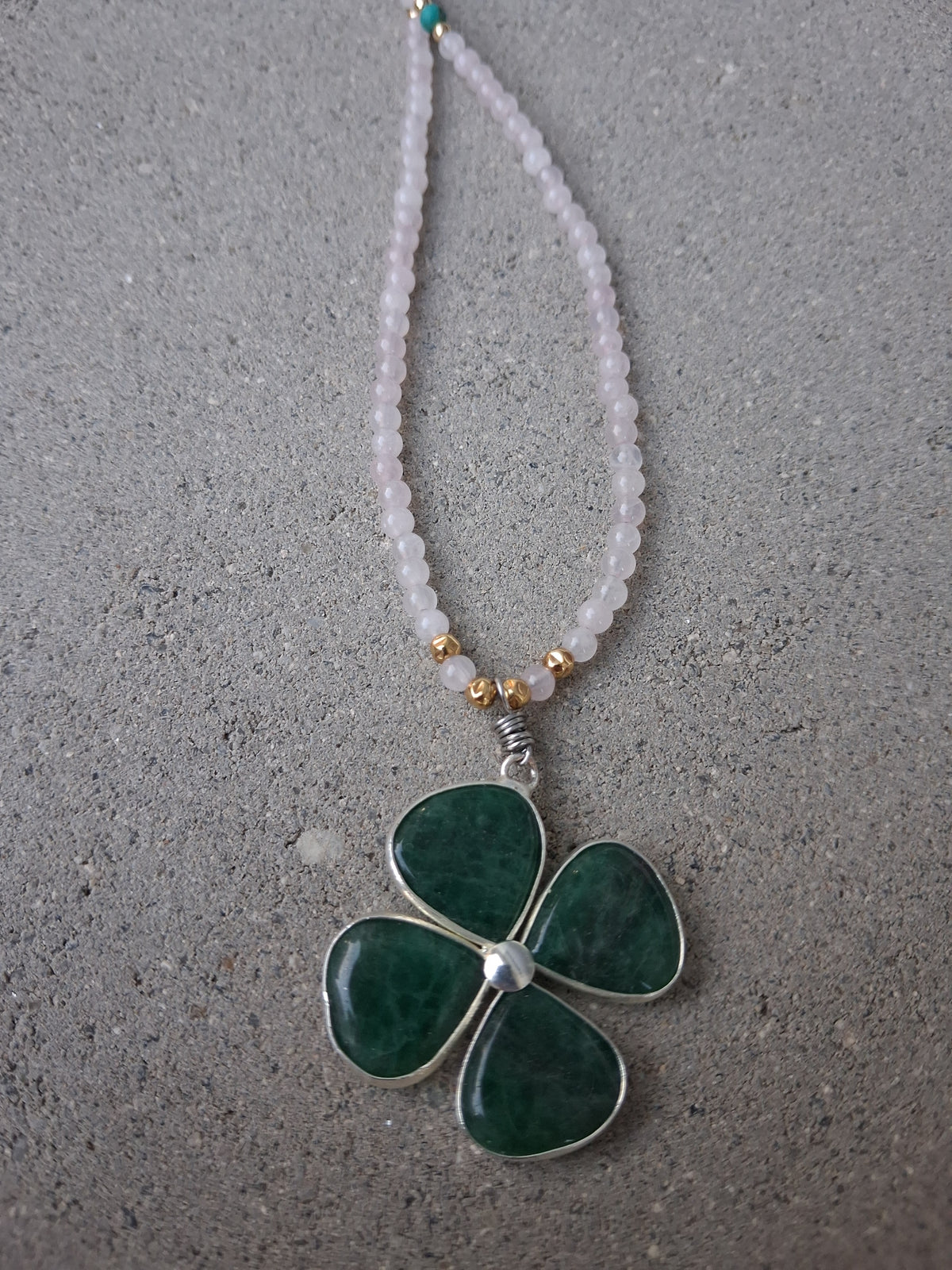 Collier grigri 2