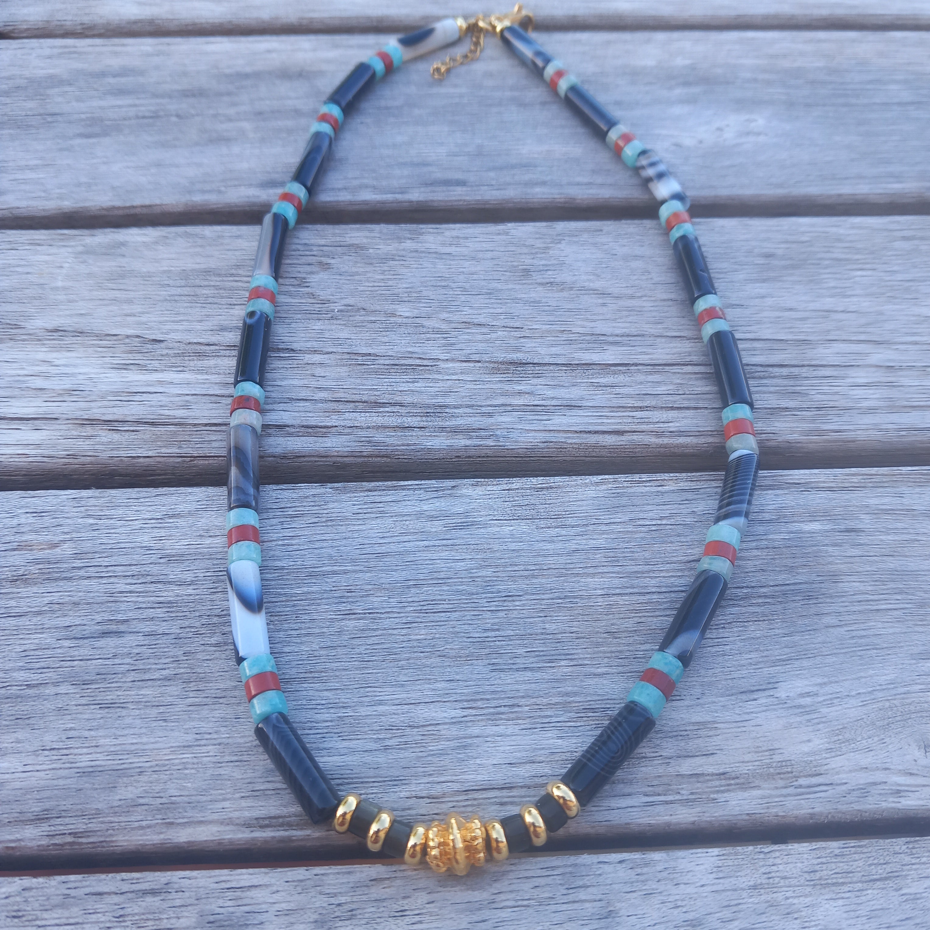Collier capri 12