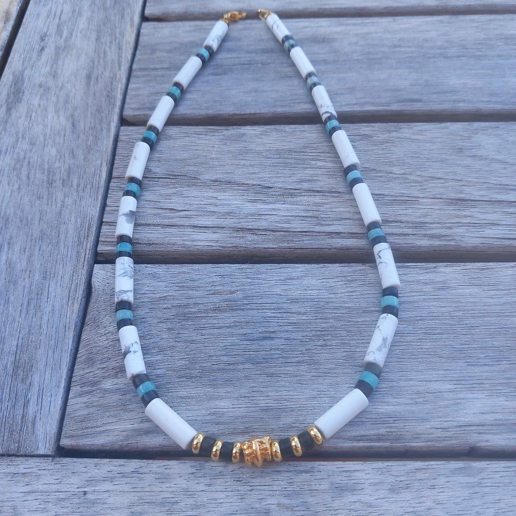 Collier capri 13