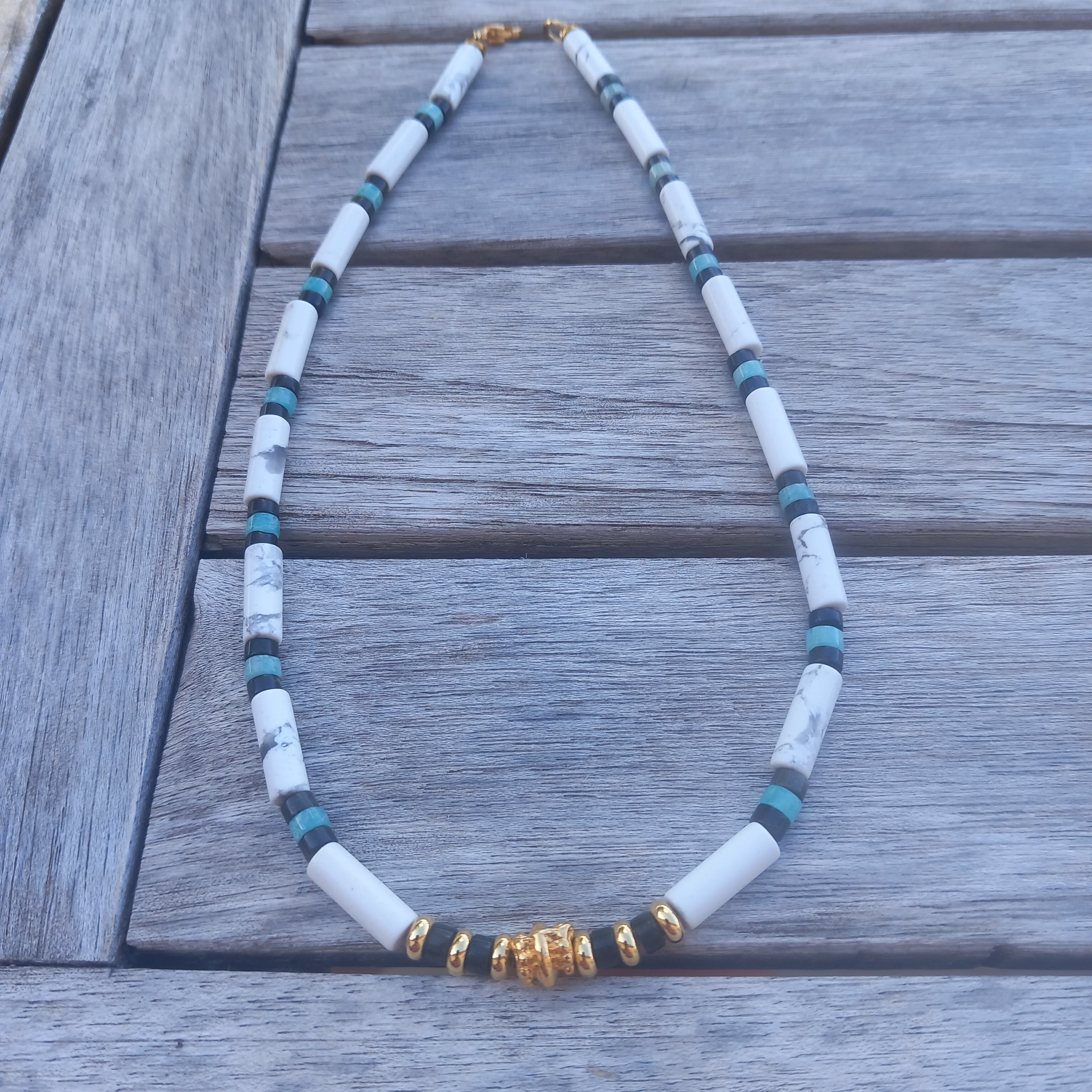 Collier capri 13